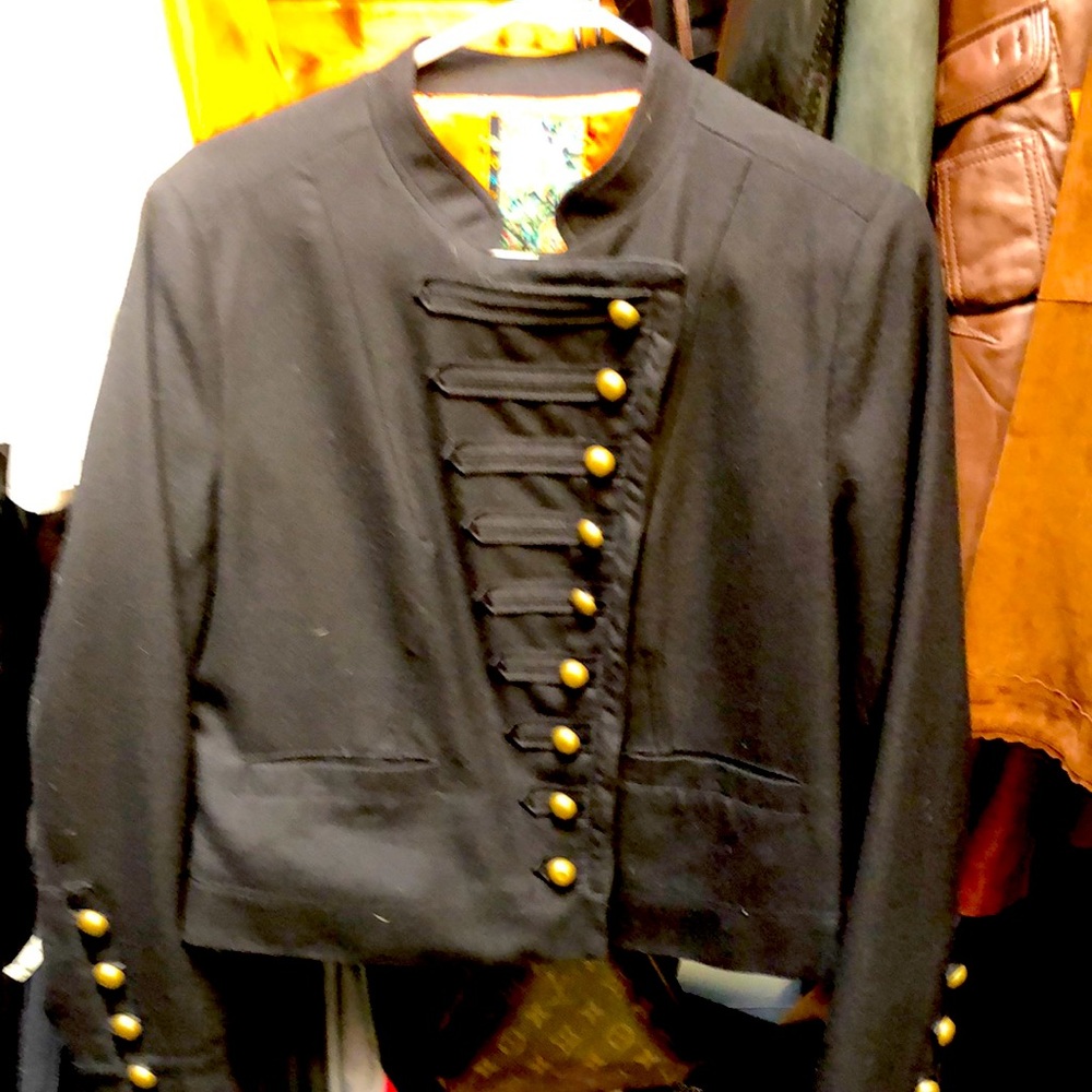 Cute black jacket